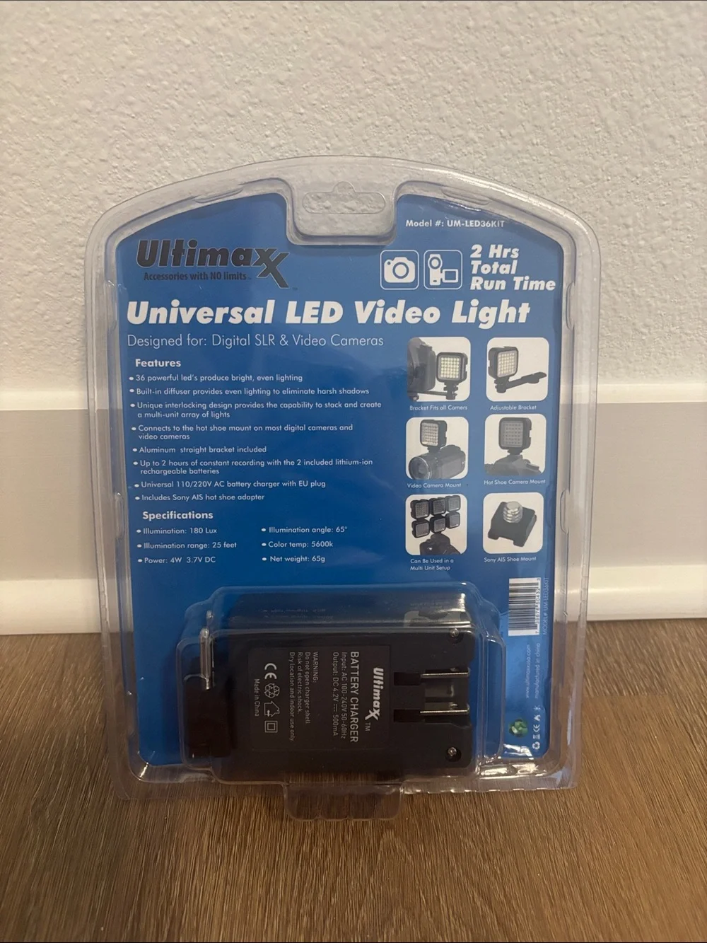 ULTIMAXX UNIVERSAL LED VIDEO LIGHT STUDIO SERIES - MODEL - UM-LED36KIT - SEALED